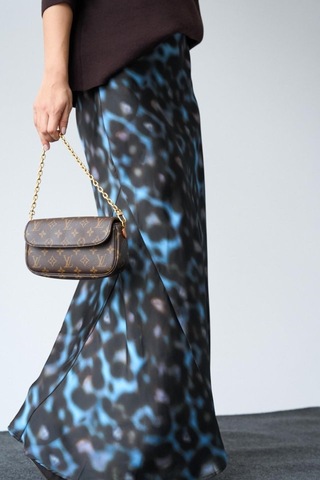 Uzun Saten Etek - Siyah-mavi Siyah - Mavi