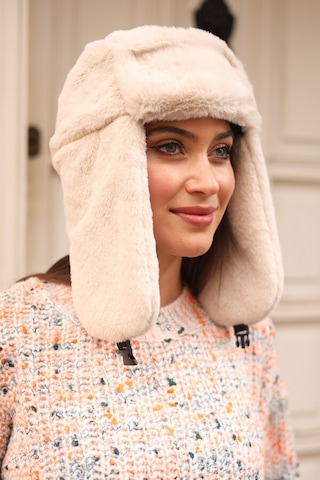 Çıtçıtlı Kürklü Kulaklıklı Peluş Bere Şapka Rkş-03 Bej Bej