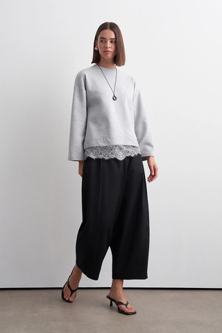Kadriye Baştürk Dantel Mach Sweatshirt Gri