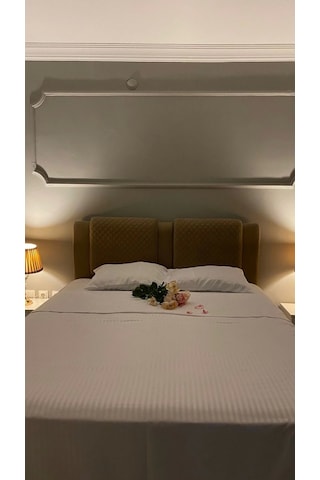 Otel Tipi 10 Adet Nevresim Takımı, Çift Kişilik Çizgili Saten %100 Pamuk 200x220 Beyaz