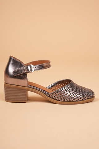 Analin Shoes Kadın Hakiki Deri Burnu Kapalı Delikli Sandalet Platin