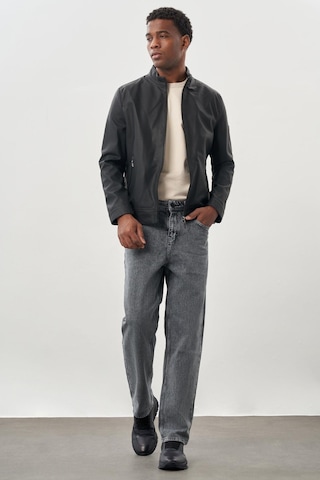İmza Siyah Suni Deri Hakim Yaka Düz Yırtmaçsız Tam Astar Slim Fit Casual Deri Mont 1038245152 Siyah