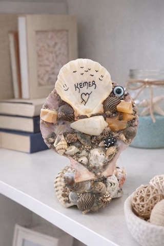 Kemer Temalı Deniz Kabuklu Dekoratif Biblo El Yapımı Masa Üstü Ev & Ofis Dekoru 11x8 Cm çok renkli