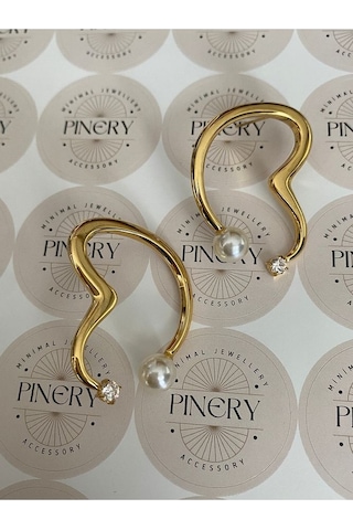 Pinery Jewels Tek Taşlı Top İncili Paslanmaz Çelik Kadın Küpe Çifti Altın