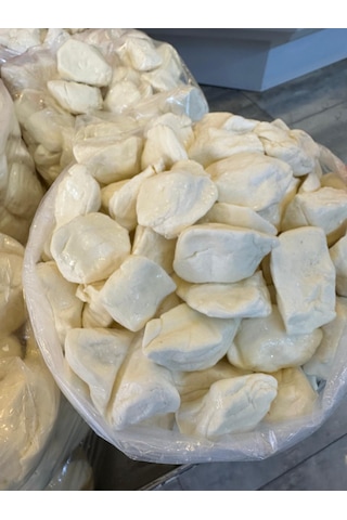 Tam Yağlı Sıkma Tuzsuz İnek Peyniri 1 Kg