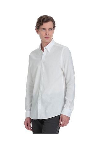 Hatemoğlu Beyaz Comfort Fit Çizgili Düğmeli Yaka 100% Pamuk Uzun Kollu Casual Gömlek