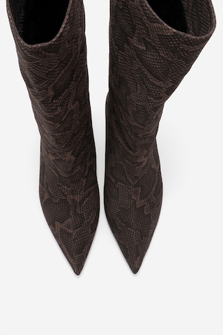 Luvishoes Luvi Shoes Crow Kahverengi Desenli Sivri Burunlu Kadın Topuklu Kısa Çizme Kahverengi