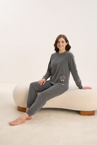 Kadın Uzun Kol Antrasit Kadife Pijama Takım C3t8n0o61 001