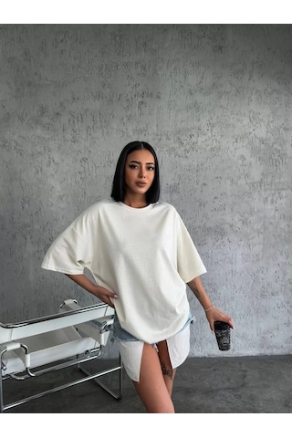 Unisex Düz Biskilet Yaka Oversize T-shirt - Beyaz 001 Unisex Düz Biskilet Yaka Oversize T-shirt - Beyaz 001
