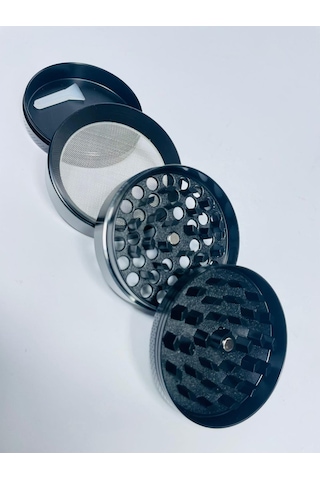 Tobaccoturk724 Optik İlizyon Desenli Metal 4 Parça Grinder Tütün Öğütücü 63 MM
