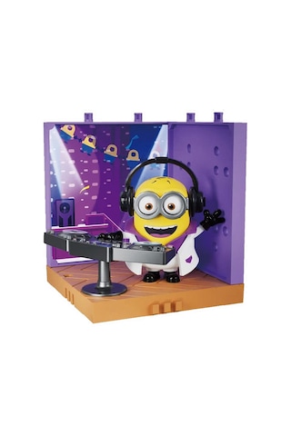 Minions Precool Celebration Party Serisi Figür Seti - Lisanslı Ve Hareketli Parti Temalı Oyuncak