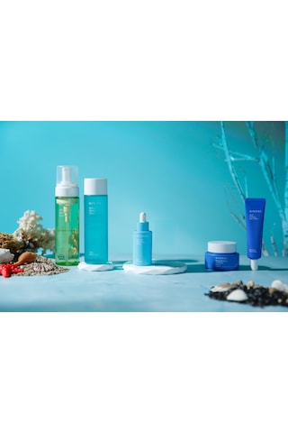 Aromer 5 Li Özel Set Sıkılıştırıcı Göz - Nemlendirici Bakım Kremi - Yenileyici Yüz Bakım Toniği - Temizleme Köpüğü - Bakım Serumu
