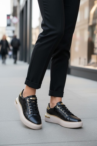 Siyah Bağcıklı Hafif Esnek Kadın Sneaker Lady 028 Z Siyah