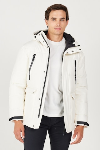 Wrangler All Terrain Gear Regular Fit Normal Kesim Kapüşonlu Beyaz Şişme Mont W232217001 Siyah