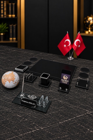 13 Parça Kristal Masa İsimlik Seti Kişiye Özel İsimli Lüks Ofis Sümen Takımı Türk Bayraklı