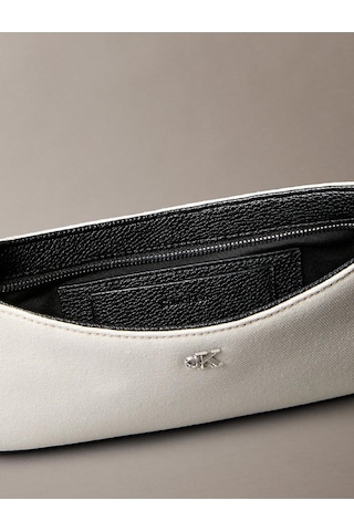 Calvin Klein Kadın Ck Canvas Küçük Omuz Çantası-13353 Beyaz
