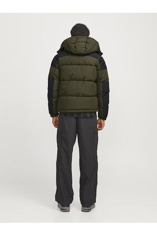 Jack & Jones Erkek Rüzgara Dayanıklı Kapüşonlu Puffer Mont - Aero Forest Night