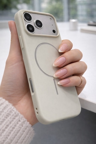 Apple iPhone 17 Pro Max Uyumlu İçi Kadife Magsafe Wireless Şarz Özellikli Taş Renkli Telefon Kılıfı Resimdeki