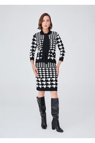 Peraluna Kazayağı Desen Dar Kesim Mini Kadın Triko Etek Siyah Siyah