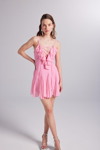 Holly Lolly Fırfır Detaylı Şifon Mini Sorento Elbise Pembe