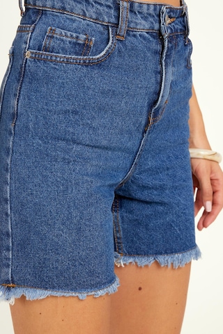Tudors Kadın Regular Fit Klasik Kesim Pamuklu Mavi Jean Kot Şort-39917 Mavi