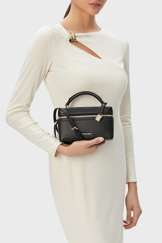 Michael Kors Deri Çıkarılabilir Askılı Mini Çanta 32s6gq1c0l001 Kadın Çanta 32s6gq1c0l 001 Siyah