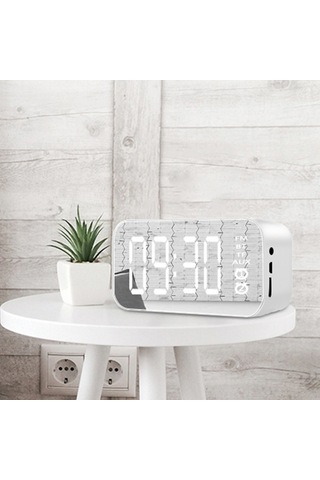 Geeksen Beyaz Mini Alarm Saat: Bluetooth Hoparlör, Fm Radyo, Ayna Ve 2 Alarm Özelliği - Usb İle Şarj Edilebilir