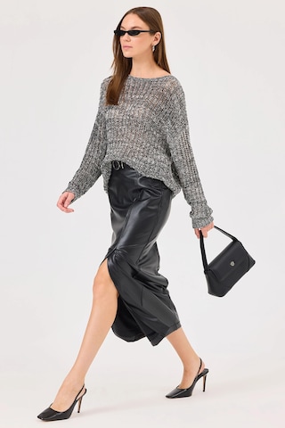 Seçil Kadın Yırtmaçlı Suni Deri Etek 0010 Siyah Siyah