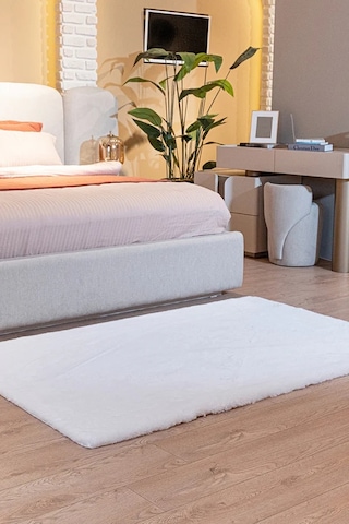 Apex Polo 8701 Krem Peluş Düz Şekilli Halı Krem