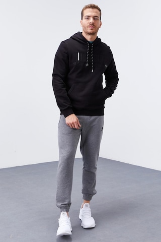 Tommy Life Siyah Nakışlı Kanguru Cep Standart Kalıp Kapüşonlu Erkek Sweatshirt - 87839 Siyah