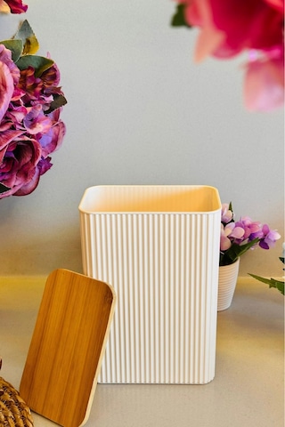 Makri Home Bambu Kapaklı Saklama Kutusu - 2 Litre 15 X 9 X 21 Cm Krem