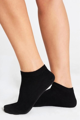 Ambu Kadın Siyah Patik Dikişsiz Premium Çorap 3 Lü Paket