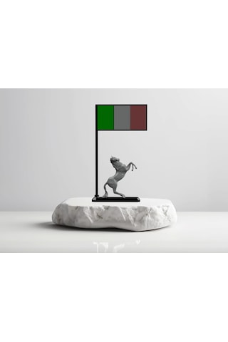 İrlanda Bayraklı Şahlanan At Figürlü Masaüstü Dekor 3d Baskı