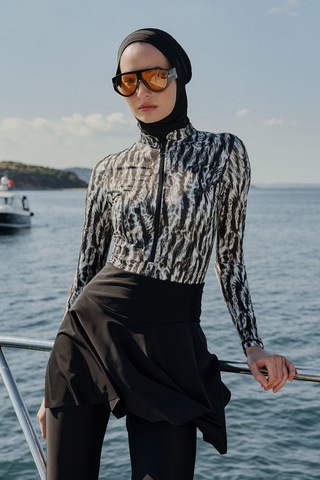 Molene Soyut Desenli Surf Mayo