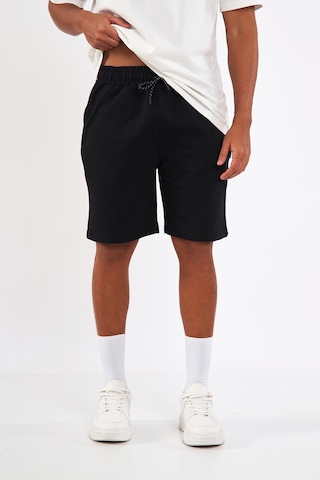 Comeor Regular Fit Yanları Cepli Rahat Kesim Erkek Şort 001 Siyah