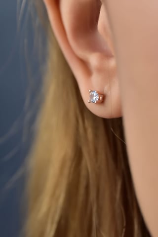 Papatya Silver 925 Ayar Gümüş Rose Kaplama Zirkon Taşlı Tektaş Küpe 4,0mm.