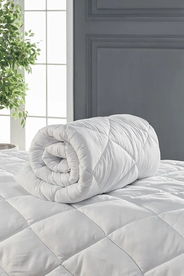 Emmy Home Tek Kişilik Microfiber Yorgan Beyaz