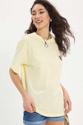 Tudors Kadın Oversize Geniş Kesim %100 Pamuk Bisiklet Yaka Kısa Kollu Baskılı Sarı Tişört-50345