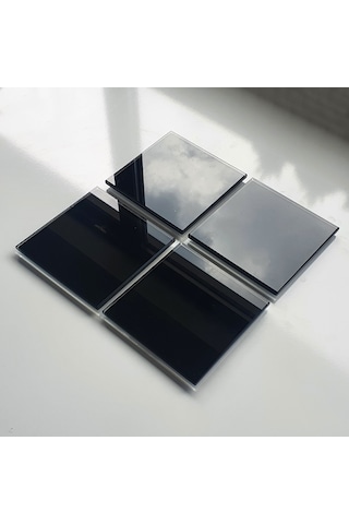 Decorita Cam Bardak Altlığı Düz Siyah 4'lü Takım 10 x 10 CM Siyah