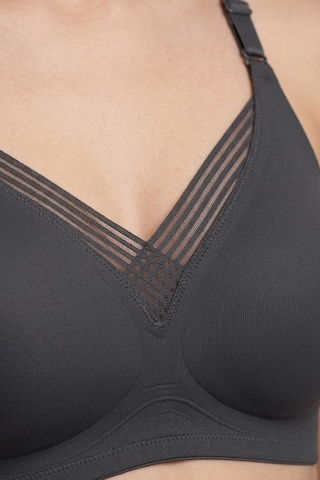 Cottonill Seamless Bra - Lucent Siyah Lazer Kesim Balensiz Ön Çapraz Şerit Detaylı Kadın Sütyen