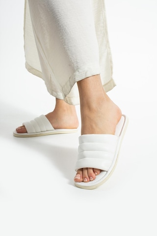 Pamela Kadın Terlik Dış Mekan Havuz Deniz Plaj Terliği Ev Terliği Beyaz