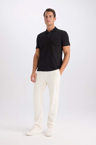 DeFacto Slim Fit Dar Kesim Polo Yaka Kısa Kollu Pamuklu Modal Karışımlı Basic Düz Siyah Tişört M6609AZ24SPBK81