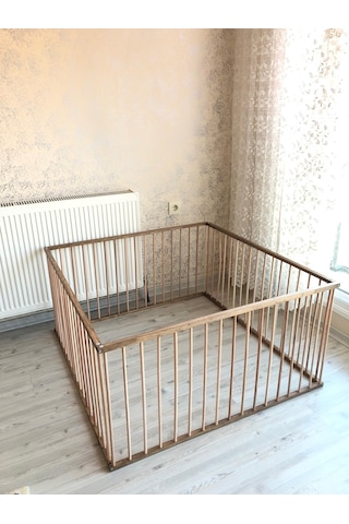 AHŞAP KÖPEK ÇİTİ (1 M2)
