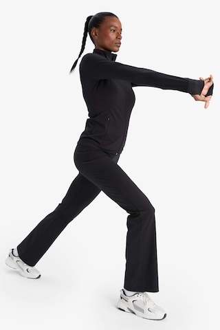 Defacto Defactofit Flare Fit İspanyol Paça Standart Boy Ultra Soft Sporcu Pantolon B3988ax25aubk81 Siyah