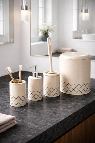 Geometrik Zikzak Desenli 4 Lü Banyo Seti Krem