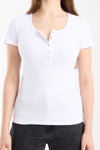 Hdm Kadın Esnek Fitilli Yakası Çıtçıtlı Beyaz Kısa Kol Basic Örme Bluz - H5993-55 Beyaz