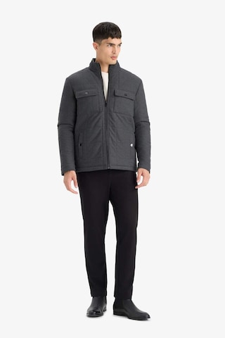 Defacto Slim Fit Dar Kesim Dik Yaka Astarlı Fermuarlı Cepli Kışlık Şişme Penye Mont E7888ax25auar167 Antrasit