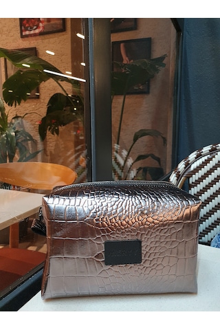 Meryy Collection Rugan Suni Deri Görünümlü Makyaj Çantası