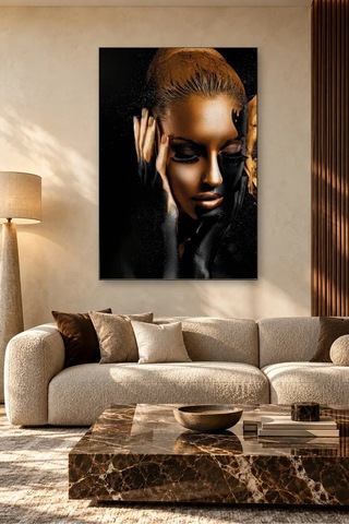 Fida Altın Yaldızlı Gözleri Kapalı Afrikalı Kadın Canvas Tablo Çok Renkli