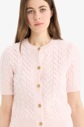 DeFacto Regular Fit Bisiklet Yaka Triko Kısa Kollu Hırka E6882AX25SMPN645 Pembe